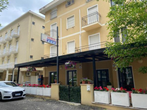 Asso Hotel